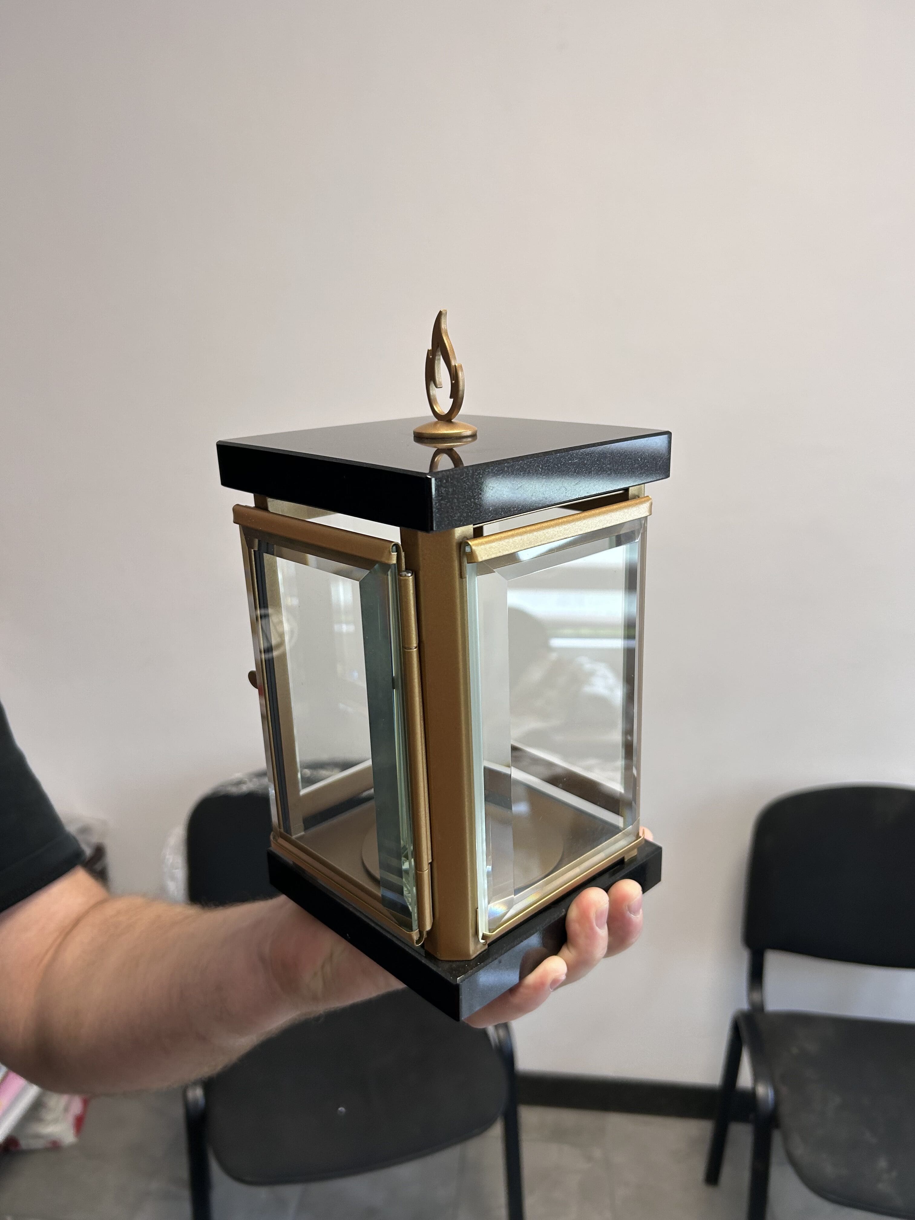 Lampion granitowy granit+stal nierdzewna złota krzyżyk - obrazek 2