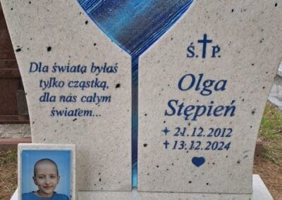 serce ze szkła do nagrobka